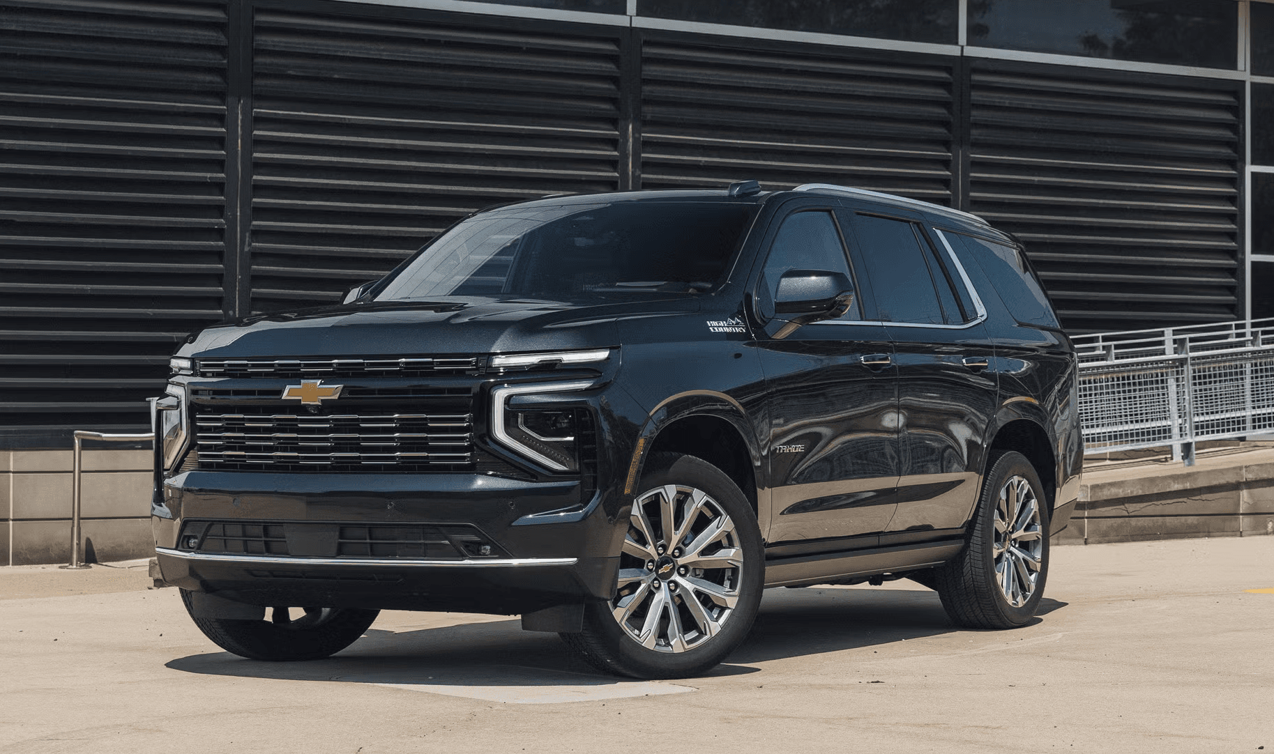 Chevrolet Suburban SUV